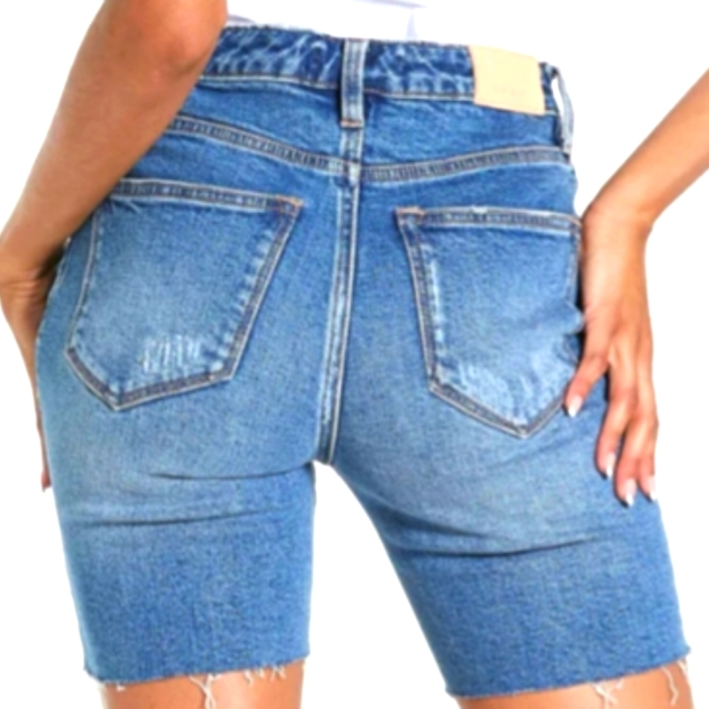 DEAR JOHN- NEW W/TAGS RUTHIE SUPER HIGH RISE SHORTS IN DAMSO, FRAYED HEM, SZ 24